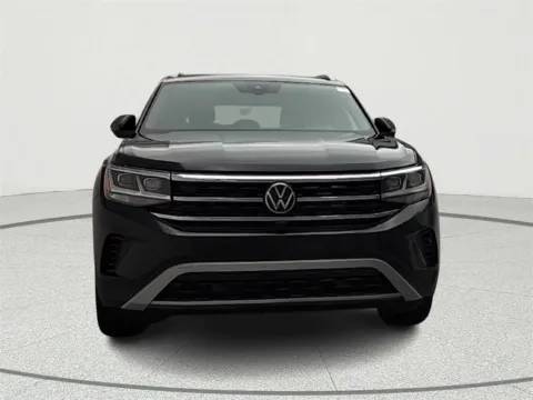 Photos of 2020 Volkswagen Atlas Cross Sport 3.6L V6 SEL Premium for sale in Gurnee, IL at CarWise Gurnee