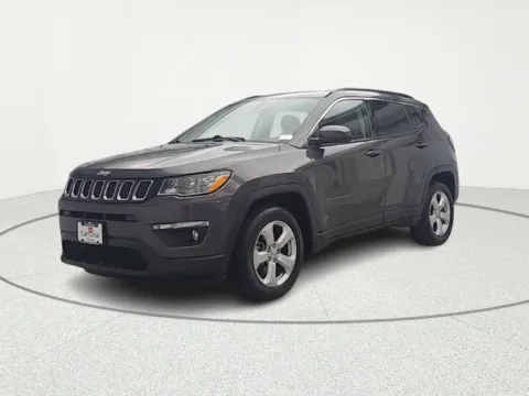 Another view of 2018 Jeep Compass Latitude for sale in Gurnee, IL at CarWise Gurnee