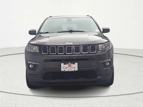 Photos of 2018 Jeep Compass Latitude for sale in Gurnee, IL at CarWise Gurnee