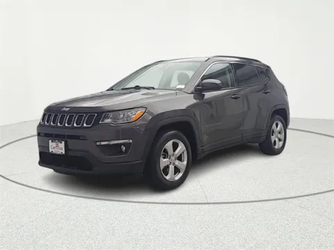 Another view of 2018 Jeep Compass Latitude for sale in Gurnee, IL at CarWise Gurnee