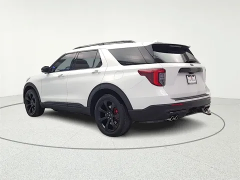 More photos of 2020 Ford Explorer ST at CarWise Gurnee, IL