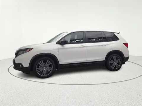 More photos of 2021 Honda Passport EX-L at CarWise Gurnee, IL