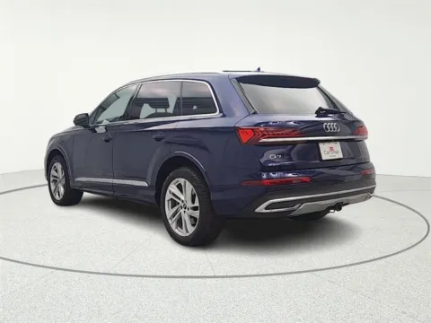 More photos of 2021 Audi Q7 45 Premium at CarWise Gurnee, IL