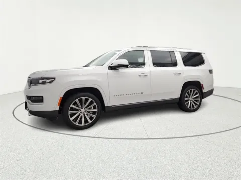 Another view of 2022 Jeep Grand Wagoneer Series II for sale in Gurnee, IL at CarWise Gurnee