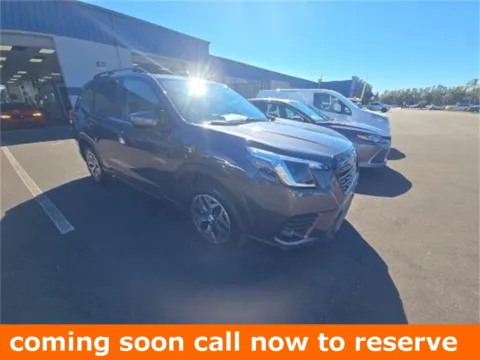 Gray 2022 Subaru Forester Premium for sale in Gurnee, IL