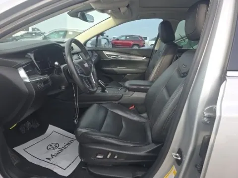 Another view of 2018 Cadillac XT5 Luxury for sale in Gurnee, IL at CarWise Gurnee