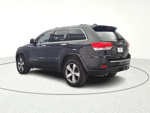 More photos of 2016 Jeep Grand Cherokee Overland at CarWise Gurnee, IL