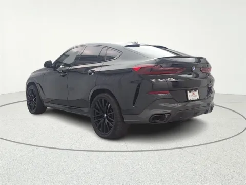 More photos of 2022 BMW X6 M50i at CarWise Gurnee, IL