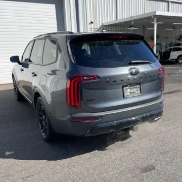 Photos of 2021 Kia Telluride EX for sale in Gurnee, IL at CarWise Gurnee