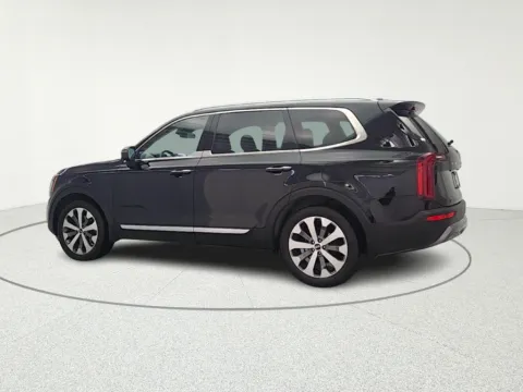 More photos of 2021 Kia Telluride S at CarWise Gurnee, IL