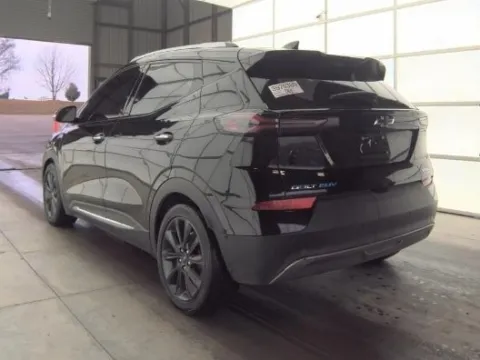 Photos of 2022 Chevrolet Bolt EUV Premier for sale in Gurnee, IL at CarWise Gurnee