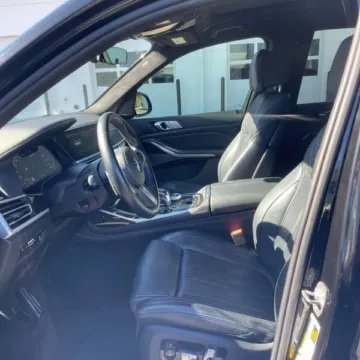 Another view of 2020 BMW X7 M50i for sale in Gurnee, IL at CarWise Gurnee