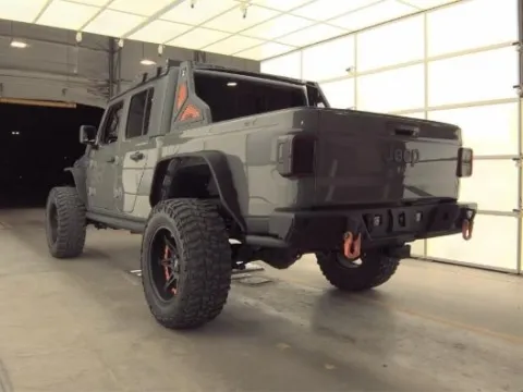 Photos of 2021 Jeep Gladiator Sport for sale in Gurnee, IL at CarWise Gurnee