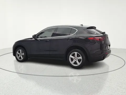 More photos of 2018 Alfa Romeo Stelvio at CarWise Gurnee, IL