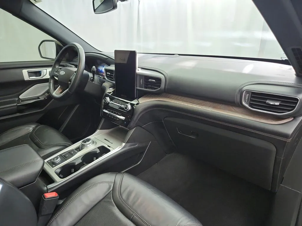 2022 Ford Explorer Platinum - Photo 26