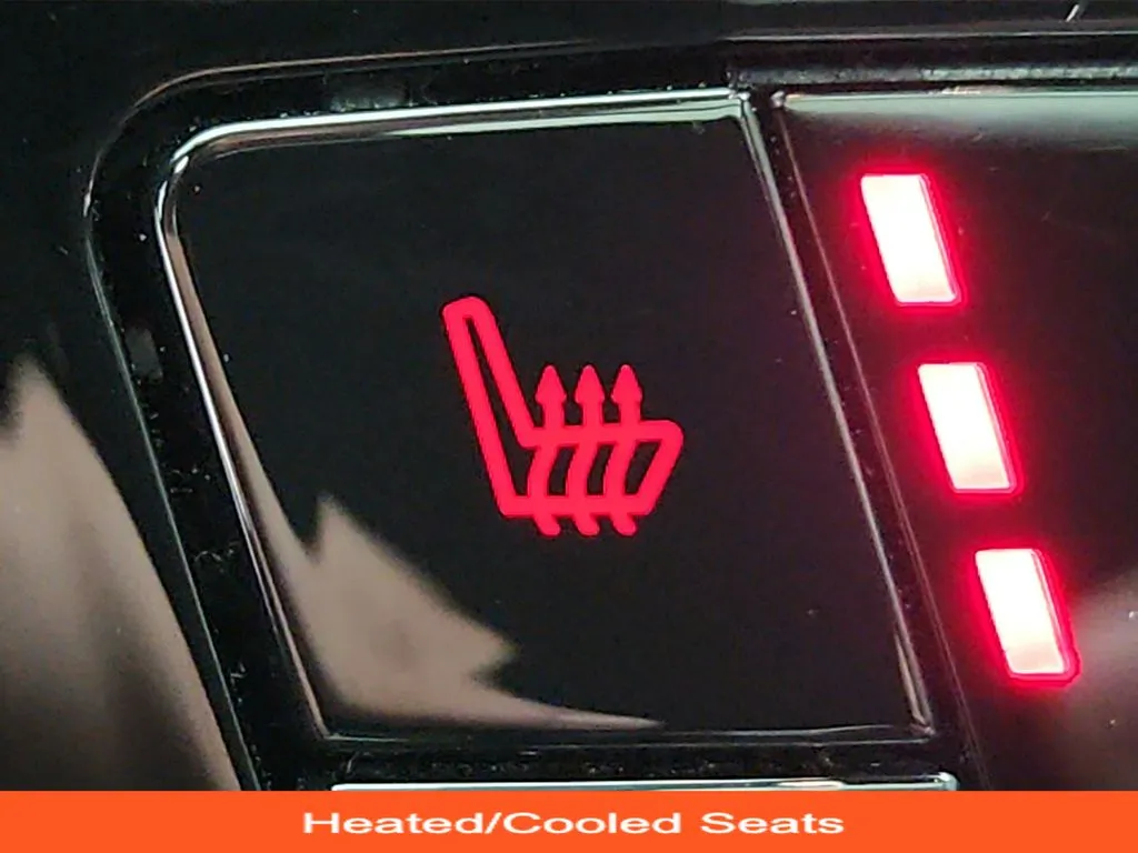 2022 Ford Explorer Platinum - Photo 20