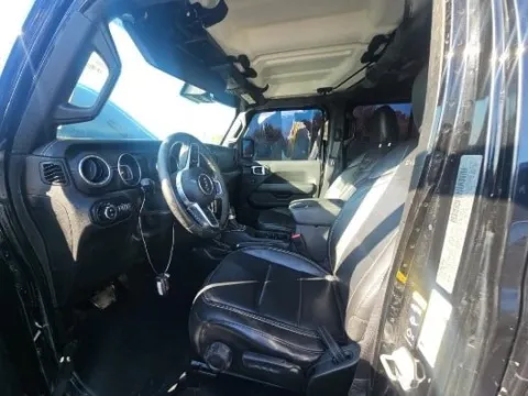 Another view of 2020 Jeep Gladiator Overland for sale in Gurnee, IL at CarWise Gurnee