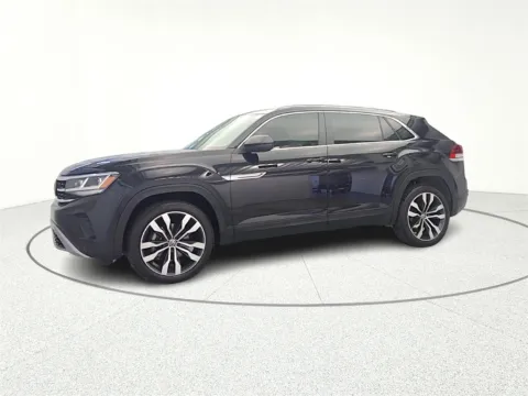 Another view of 2020 Volkswagen Atlas Cross Sport 2.0T SEL for sale in Gurnee, IL at CarWise Gurnee