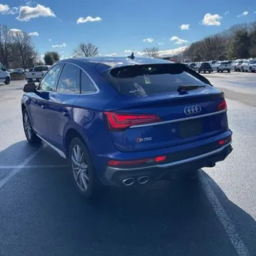 Photos of 2022 Audi SQ5 Sportback Premium for sale in Gurnee, IL at CarWise Gurnee