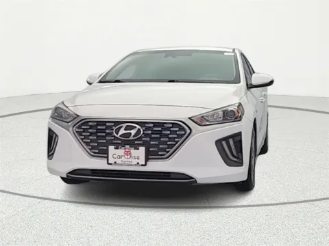 Photos of 2020 Hyundai Ioniq Hybrid SE for sale in Gurnee, IL at CarWise Gurnee