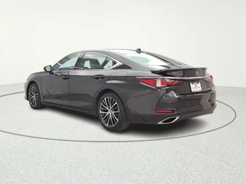More photos of 2023 Lexus ES 350 at CarWise Gurnee, IL