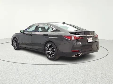 More photos of 2023 Lexus ES 350 at CarWise Gurnee, IL