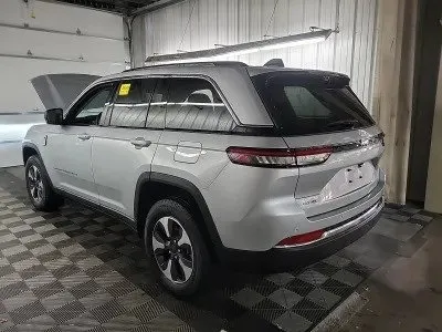 Photos of 2023 Jeep Grand Cherokee 4xe for sale in Gurnee, IL at CarWise Gurnee