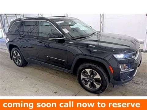 Black 2023 Jeep Grand Cherokee 4xe for sale in Gurnee, IL