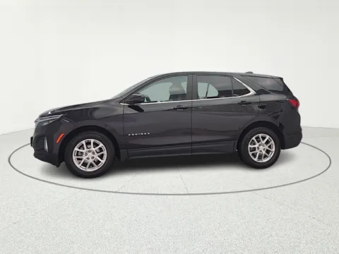 More photos of 2022 Chevrolet Equinox LT at CarWise Gurnee, IL