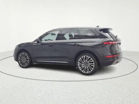 More photos of 2021 Lincoln Corsair Reserve at CarWise Gurnee, IL