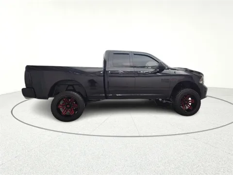 More photos of 2021 Ram 1500 Classic Express at CarWise Gurnee, IL