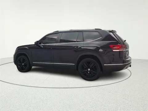 More photos of 2019 Volkswagen Atlas SEL at CarWise Gurnee, IL