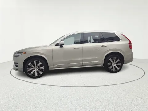 More photos of 2021 Volvo XC90 T6 Inscription at CarWise Gurnee, IL