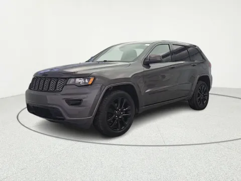 Another view of 2020 Jeep Grand Cherokee Altitude for sale in Gurnee, IL at CarWise Gurnee