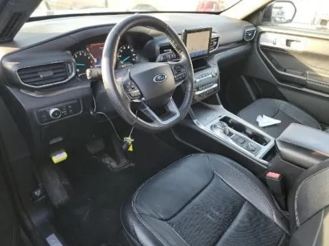 Another view of 2020 Ford Explorer Limited for sale in Gurnee, IL at CarWise Gurnee