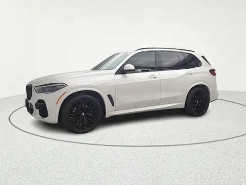 Another view of 2022 BMW X5 xDrive40i for sale in Gurnee, IL at CarWise Gurnee