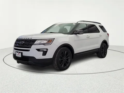 Another view of 2018 Ford Explorer XLT for sale in Gurnee, IL at CarWise Gurnee