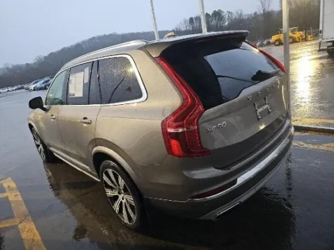 Photos of 2020 Volvo XC90 T6 Inscription for sale in Gurnee, IL at CarWise Gurnee