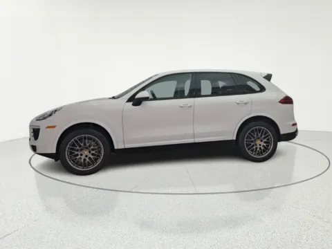 More photos of 2017 Porsche Cayenne Platinum Edition at CarWise Gurnee, IL