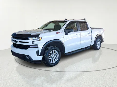 More photos of 2021 Chevrolet Silverado 1500 RST at CarWise Gurnee, IL