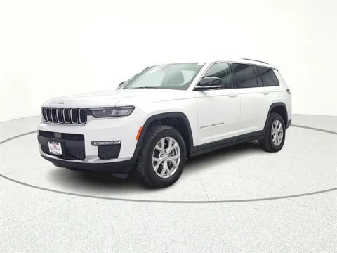 Another view of 2023 Jeep Grand Cherokee L Limited for sale in Gurnee, IL at CarWise Gurnee