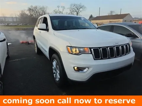 White 2022 Jeep Grand Cherokee WK Laredo X for sale in Gurnee, IL
