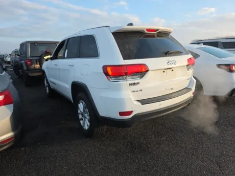 Photos of 2022 Jeep Grand Cherokee WK Laredo X for sale in Gurnee, IL at CarWise Gurnee