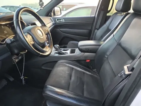 Another view of 2022 Jeep Grand Cherokee WK Laredo X for sale in Gurnee, IL at CarWise Gurnee