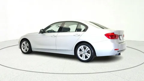 More photos of 2016 BMW 3 Series 328i xDrive at CarWise Gurnee, IL