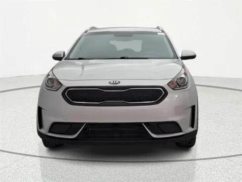Photos of 2017 Kia Niro LX for sale in Gurnee, IL at CarWise Gurnee