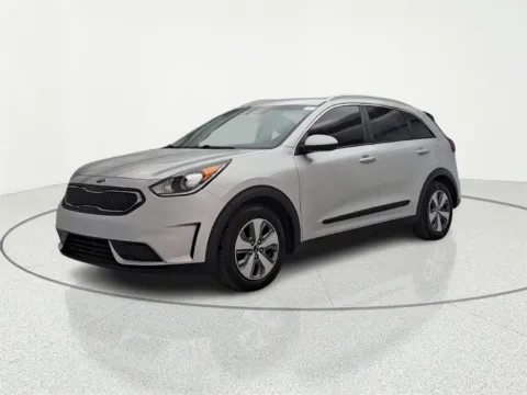 Another view of 2017 Kia Niro LX for sale in Gurnee, IL at CarWise Gurnee