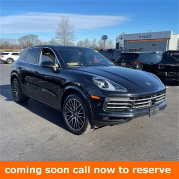 Gray 2019 Porsche Cayenne S for sale in Gurnee, IL