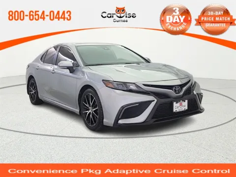 Silver 2023 Toyota Camry SE for sale in Gurnee, IL
