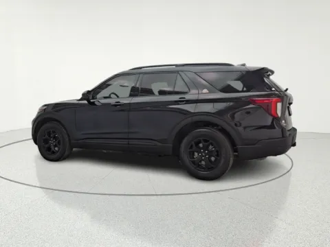 More photos of 2022 Ford Explorer Timberline at CarWise Gurnee, IL